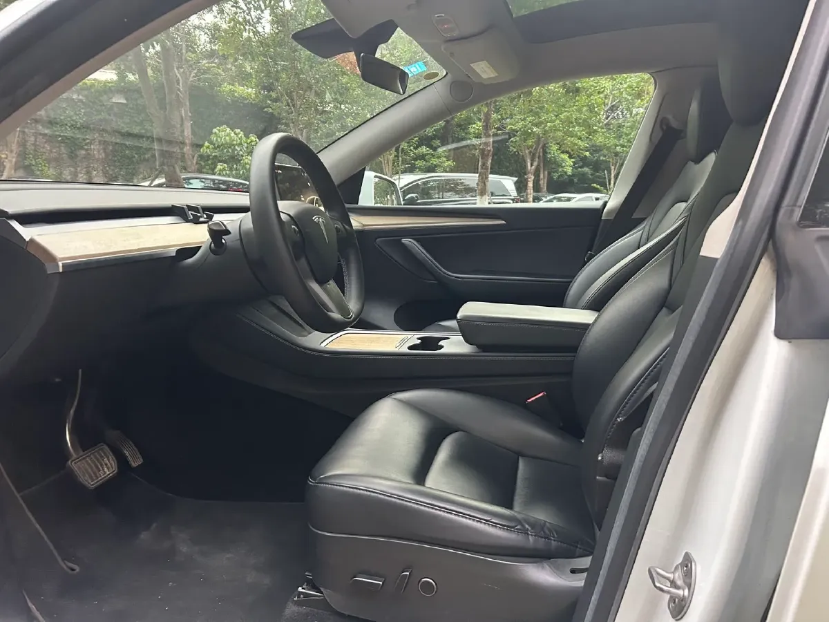 2022 Tesla Model Y BEV 60KWH,autocango,china used car exporter,china ev exporter,chinese used car exporter,chinese used ev exporter