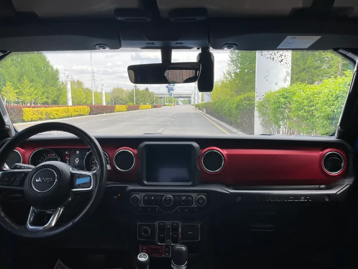 2021 Jeep Wrangler 2.0T 266HP L4 8AT,autocango,china used car exporter,china ev exporter,chinese used car exporter,chinese used ev exporter
