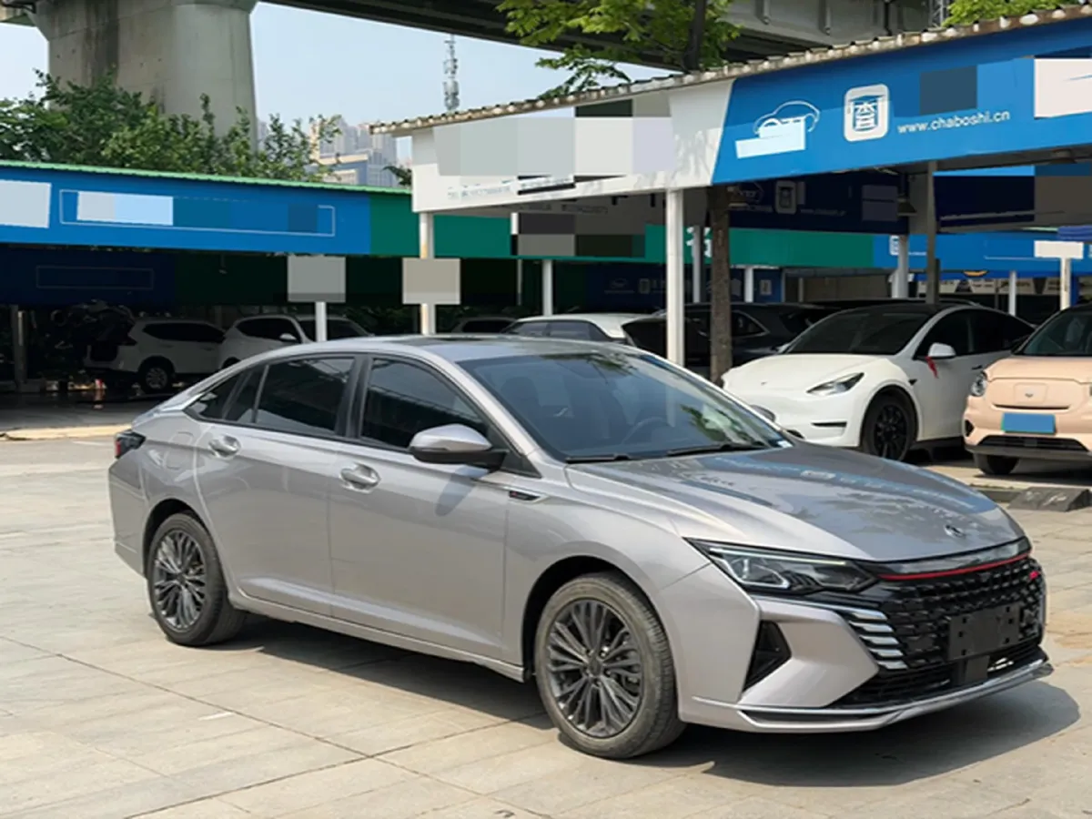 2021 DongFeng Aeolus YiXuan MAX 1.5T 190HP L4 7DCT,autocango,china used car exporter,china ev exporter,chinese used car exporter,chinese used ev exporter