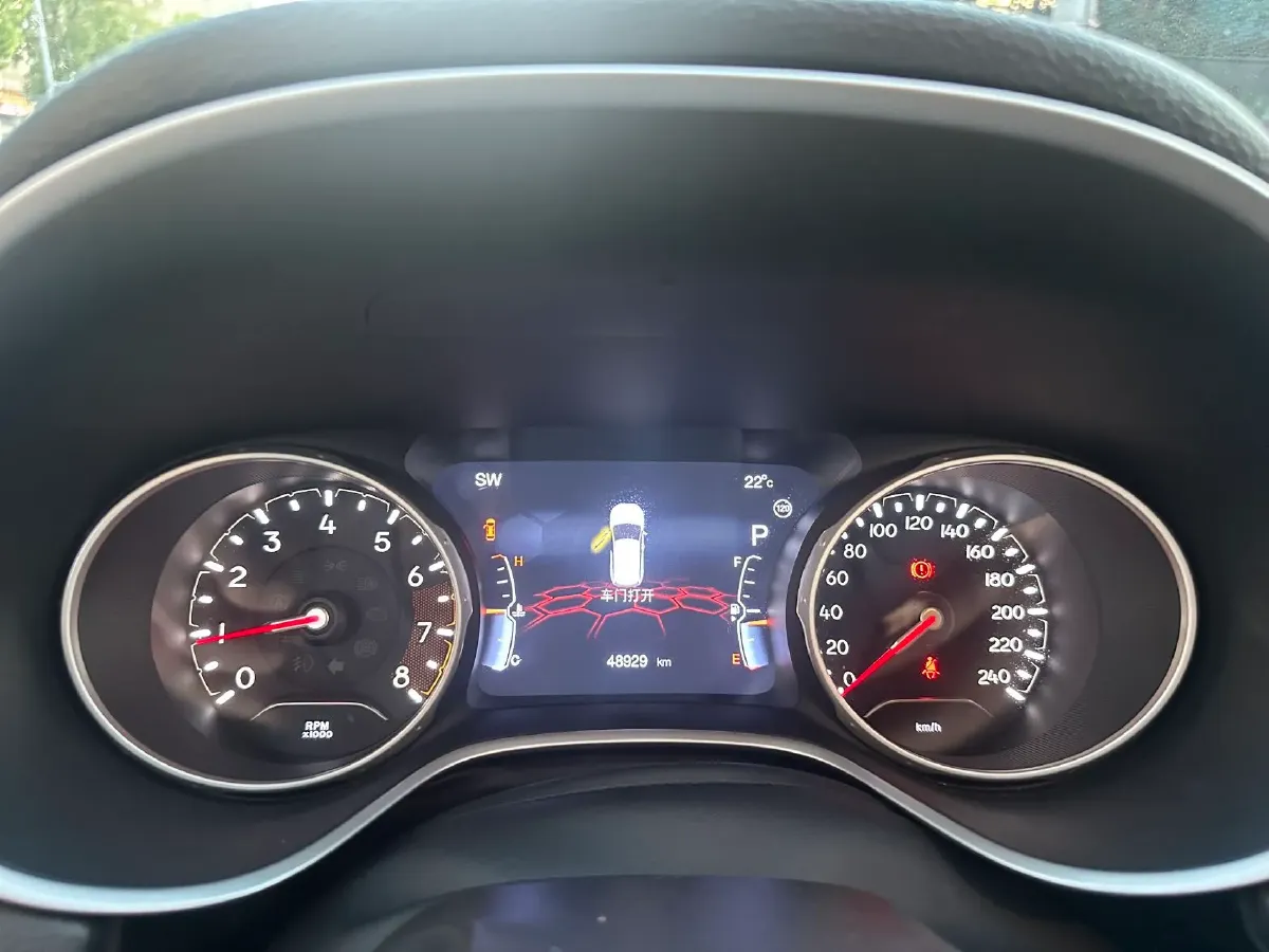 2019 Jeep Compass 1.3T 173HP L4 9AT,autocango,china used car exporter,china ev exporter,chinese used car exporter,chinese used ev exporter