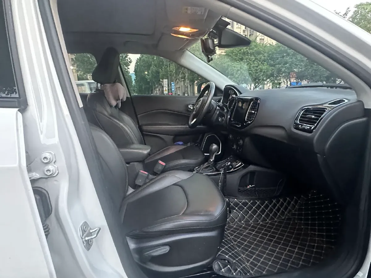 2019 Jeep Compass 1.3T 173HP L4 9AT,autocango,china used car exporter,china ev exporter,chinese used car exporter,chinese used ev exporter