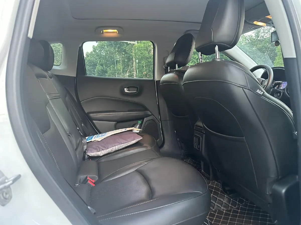 2019 Jeep Compass 1.3T 173HP L4 9AT,autocango,china used car exporter,china ev exporter,chinese used car exporter,chinese used ev exporter