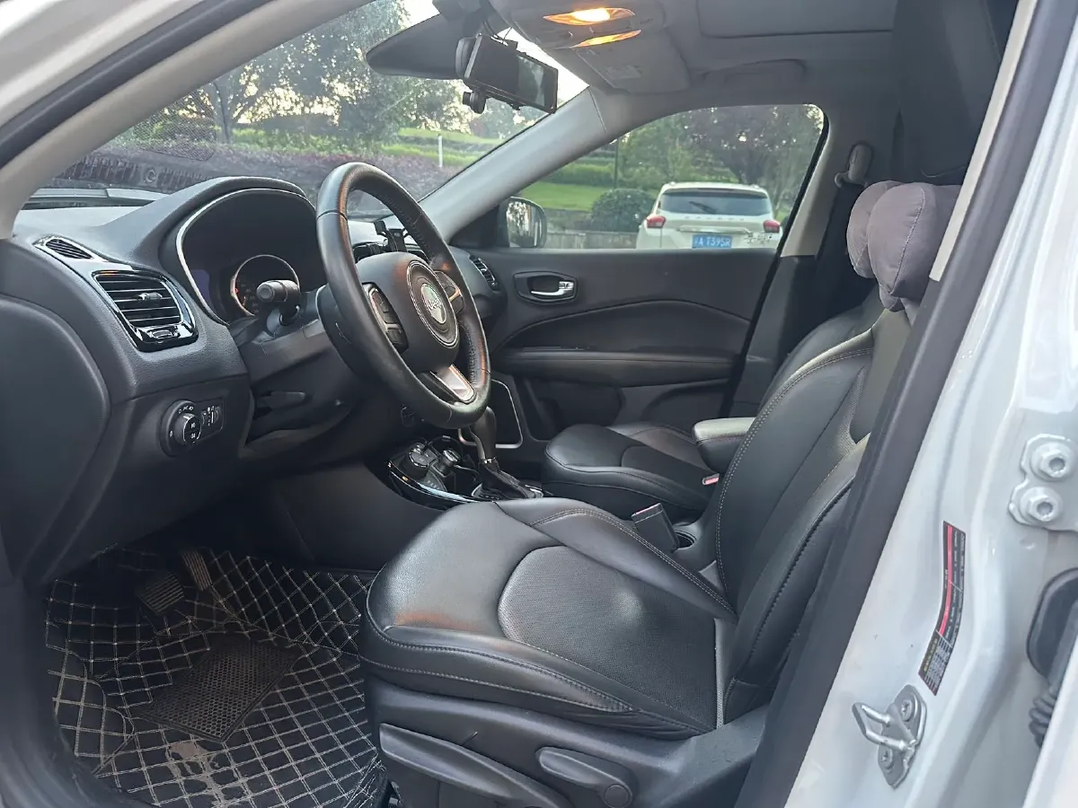 2019 Jeep Compass 1.3T 173HP L4 9AT,autocango,china used car exporter,china ev exporter,chinese used car exporter,chinese used ev exporter