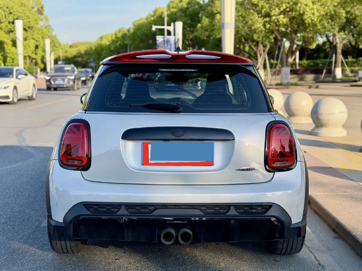2022 MINI JCW 2.0T 231HP L4 8AT,autocango,china used car exporter,china ev exporter,chinese used car exporter,chinese used ev exporter