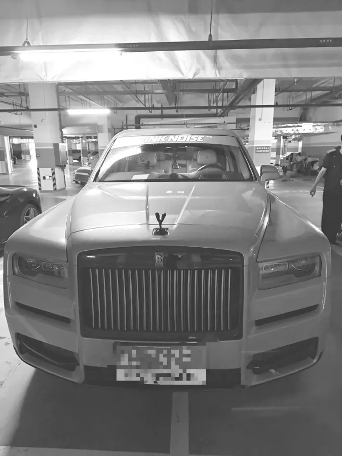 2018 Rolls-Royce Cullinan 6.7T 571HP V12 8AT,autocango,china used car exporter,china ev exporter,chinese used car exporter,chinese used ev exporter