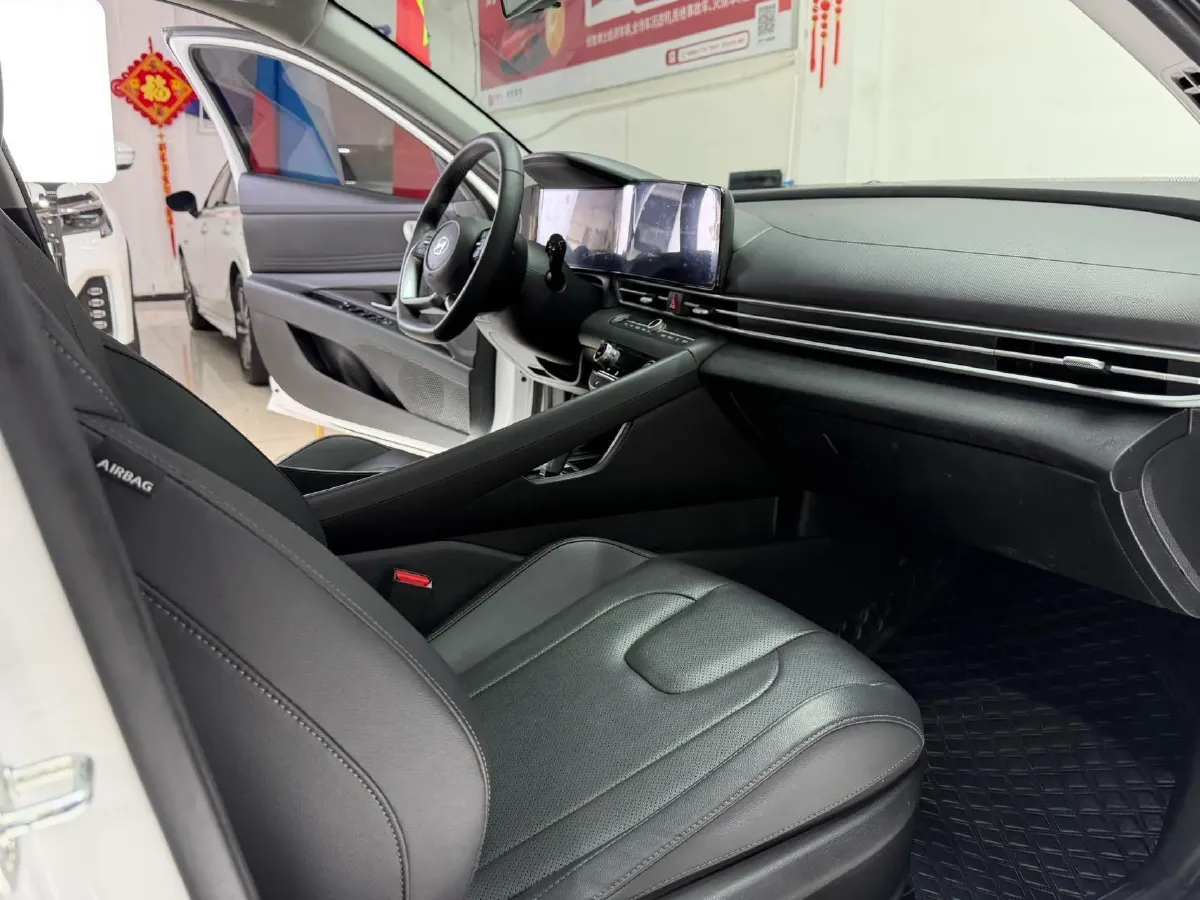 2023 Hyundai Elantra 1.5L 115HP L4 CVT,autocango,china used car exporter,china ev exporter,chinese used car exporter,chinese used ev exporter