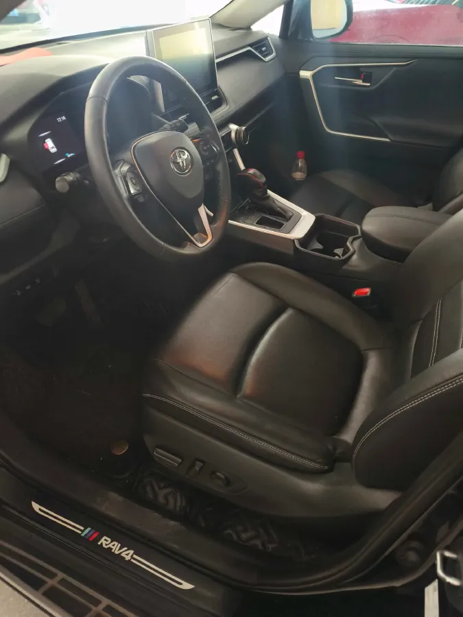 2021 Toyota RAV4 2.0L 171HP L4 CVT,autocango,china used car exporter,china ev exporter,chinese used car exporter,chinese used ev exporter
