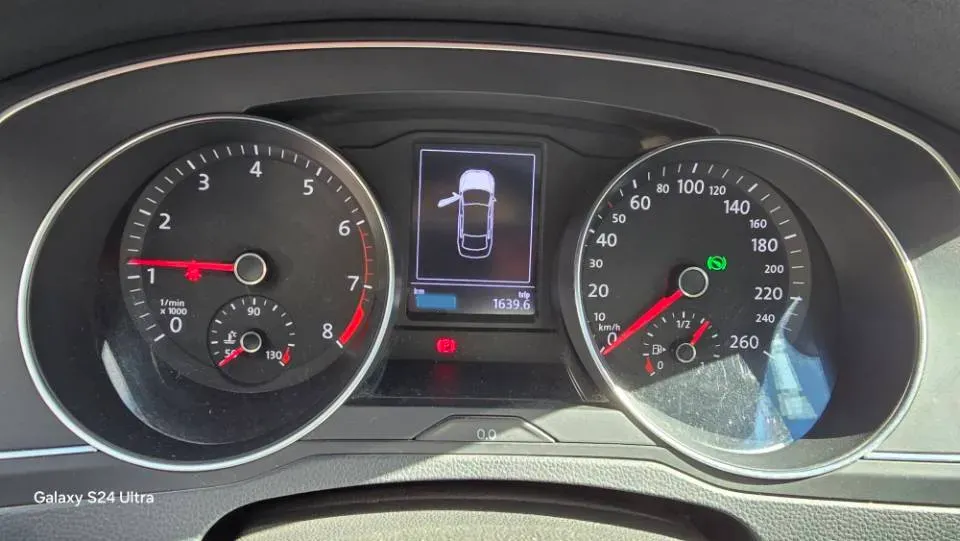2019 Citroen C6 1.6T 170HP L4 6AT,autocango,china used car exporter,china ev exporter,chinese used car exporter,chinese used ev exporter