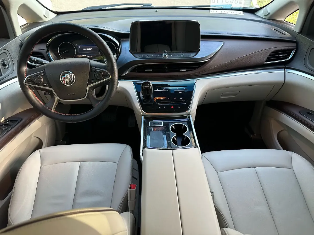 2021 Buick GL8 2.0T 237HP L4 9AT,autocango,china used car exporter,china ev exporter,chinese used car exporter,chinese used ev exporter