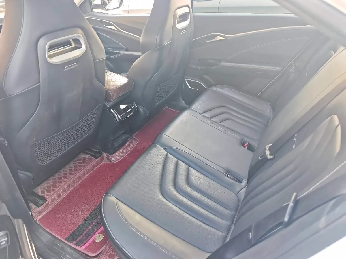2022 Ford Focus 1.5T 177HP L4 6AT,autocango,china used car exporter,china ev exporter,chinese used car exporter,chinese used ev exporter