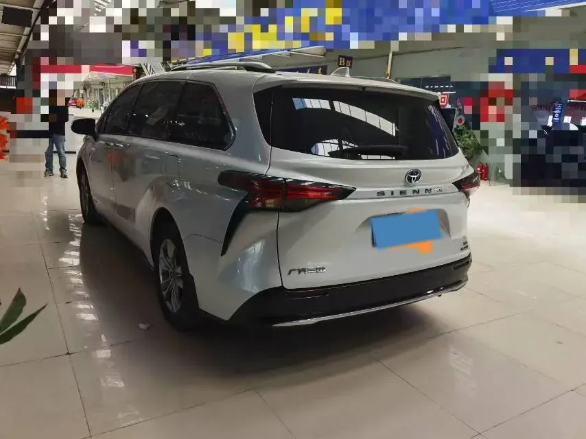 2023 Toyota Sienna 2.5L 189HP L4 E-CVT Hybrid,autocango,china used car exporter,china ev exporter,chinese used car exporter,chinese used ev exporter