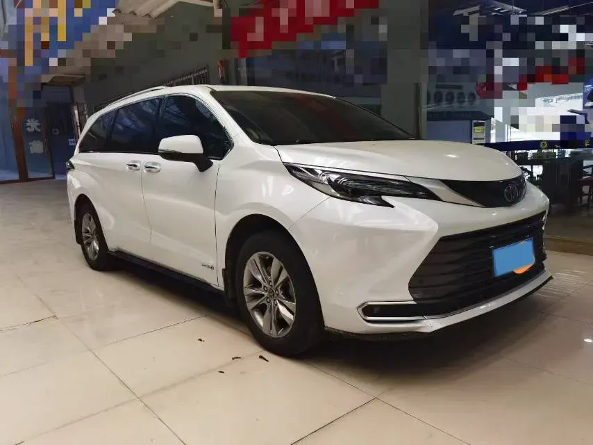 2023 Toyota Sienna 2.5L 189HP L4 E-CVT Hybrid,autocango,china used car exporter,china ev exporter,chinese used car exporter,chinese used ev exporter