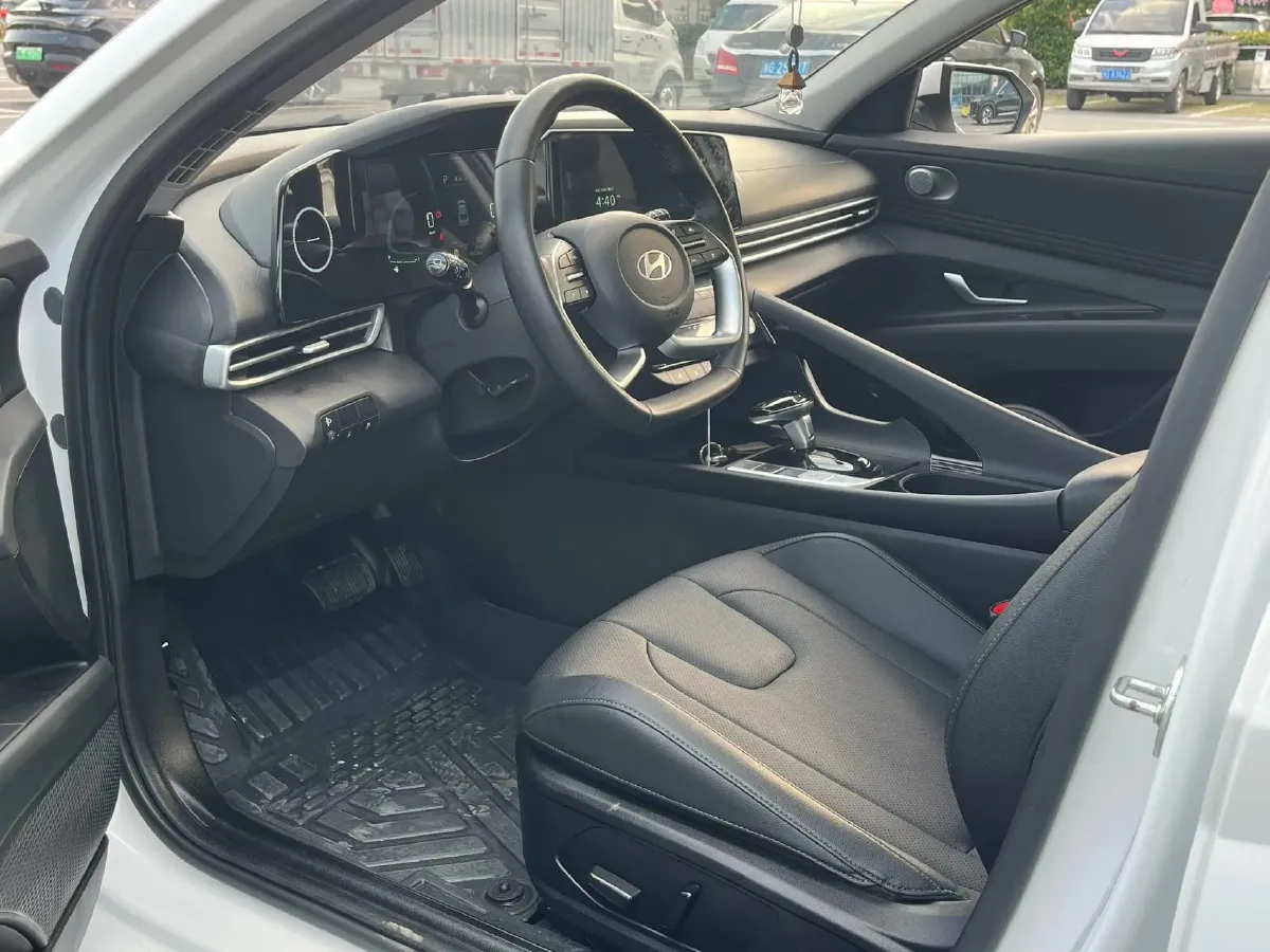 2022 Hyundai Elantra 1.5L 115HP L4 CVT,autocango,china used car exporter,china ev exporter,chinese used car exporter,chinese used ev exporter