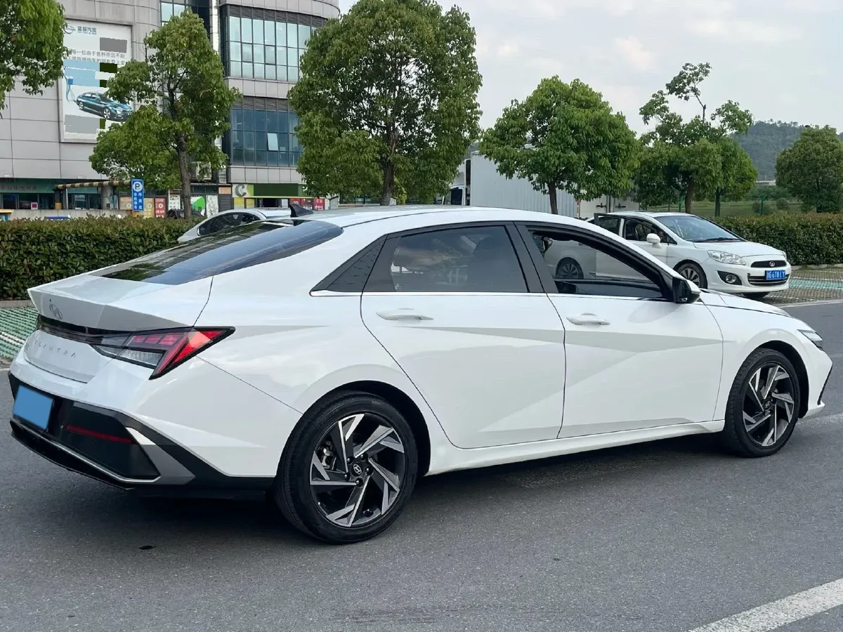 2022 Hyundai Elantra 1.5L 115HP L4 CVT,autocango,china used car exporter,china ev exporter,chinese used car exporter,chinese used ev exporter