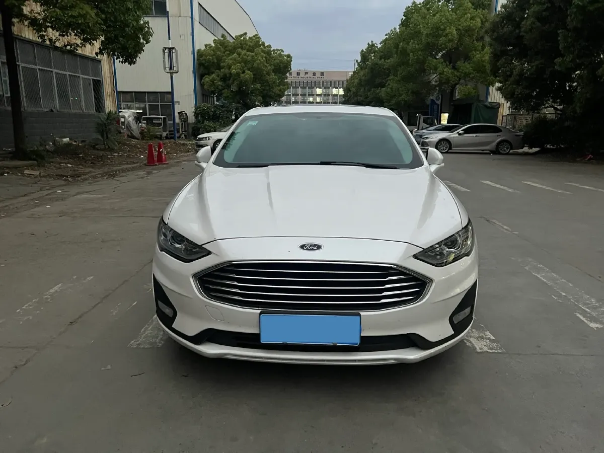 2020 Ford Mondeo 1.5T 182HP L4 6AT,autocango,china used car exporter,china ev exporter,chinese used car exporter,chinese used ev exporter