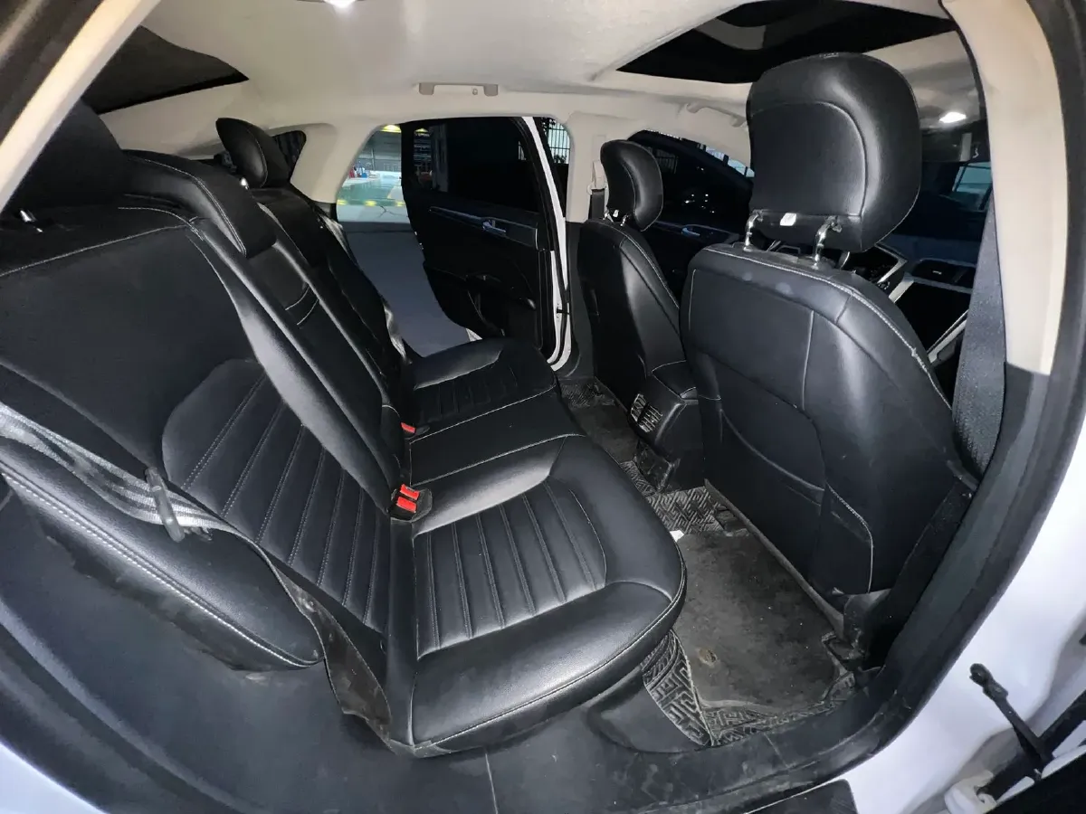2020 Ford Mondeo 1.5T 182HP L4 6AT,autocango,china used car exporter,china ev exporter,chinese used car exporter,chinese used ev exporter