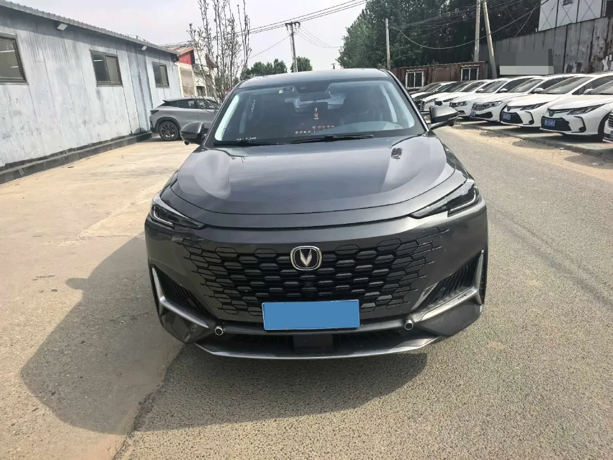 2021 ChangAn UNI-K 2.0T 233HP L4 8AT,autocango,china used car exporter,china ev exporter,chinese used car exporter,chinese used ev exporter