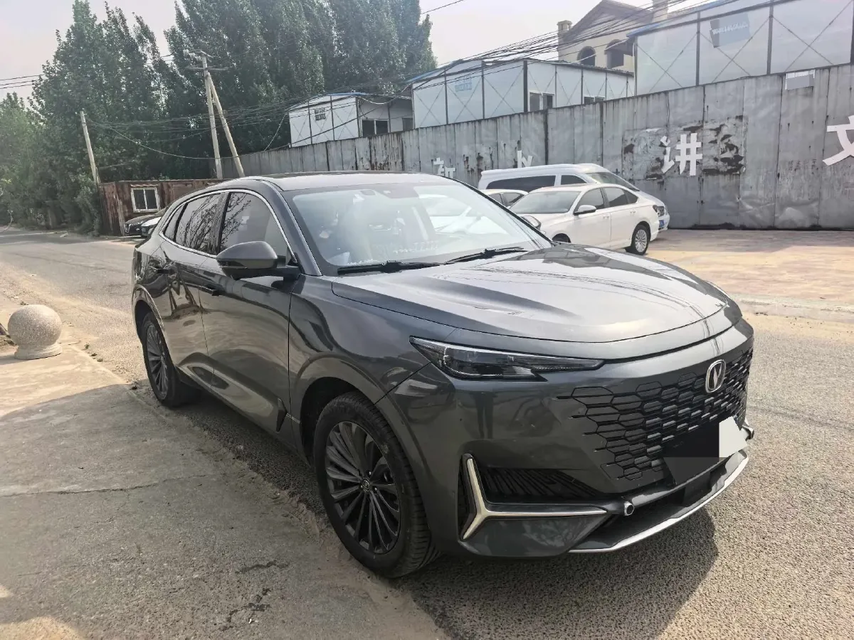2021 ChangAn UNI-K 2.0T 233HP L4 8AT,autocango,china used car exporter,china ev exporter,chinese used car exporter,chinese used ev exporter