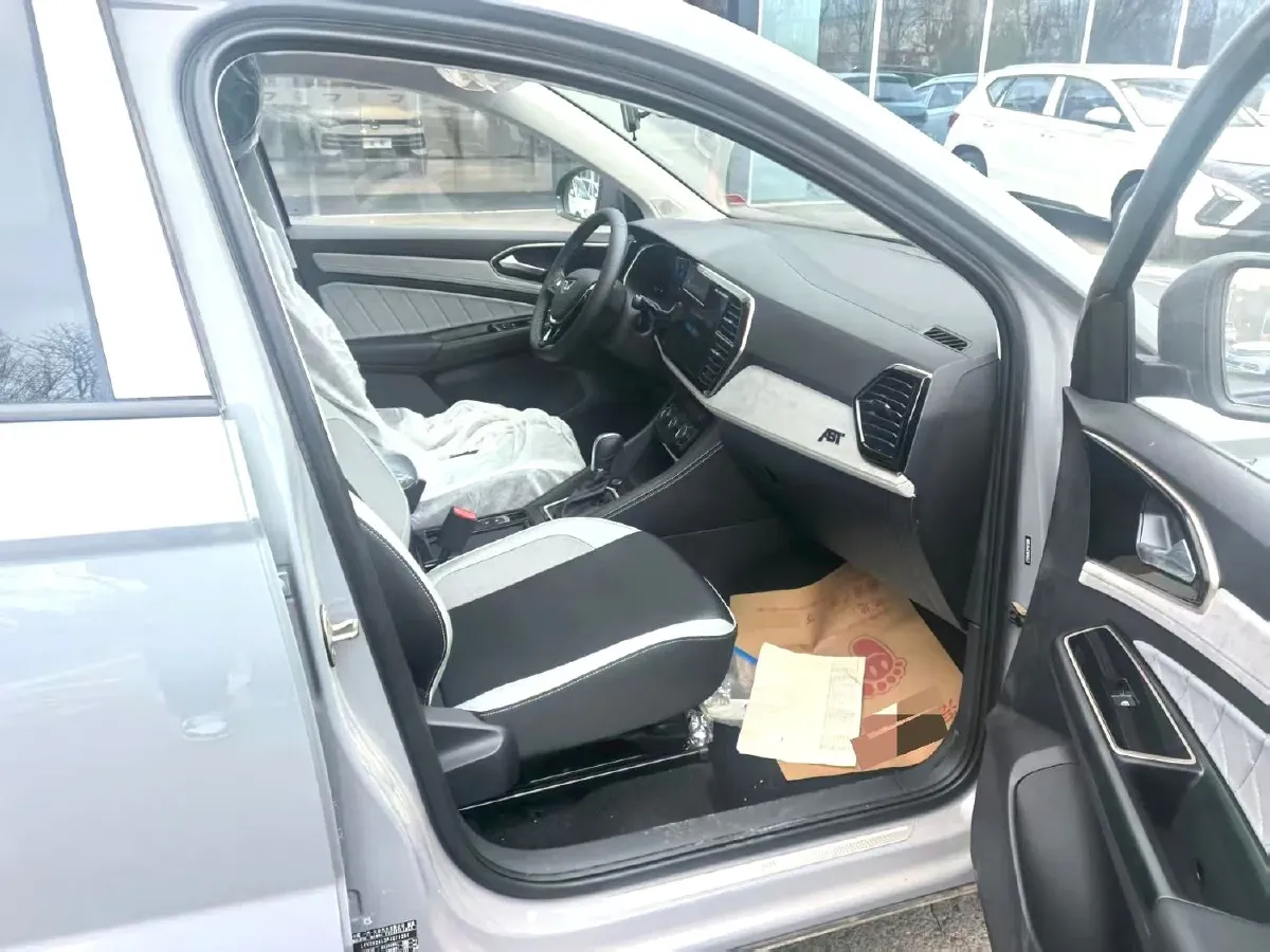 2022 Jetta VS7 1.4T 150HP L4 6AT,autocango,china used car exporter,china ev exporter,chinese used car exporter,chinese used ev exporter