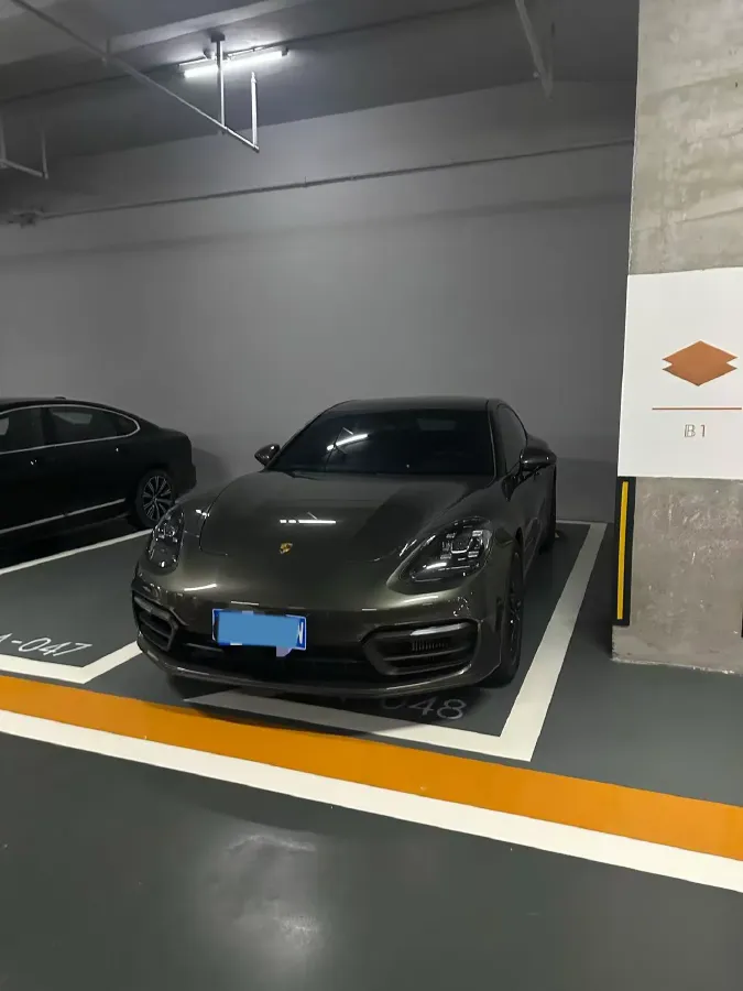 2023 Porsche Panamera 2.9T 330HP V6 8DCT,autocango,china used car exporter,china ev exporter,chinese used car exporter,chinese used ev exporter