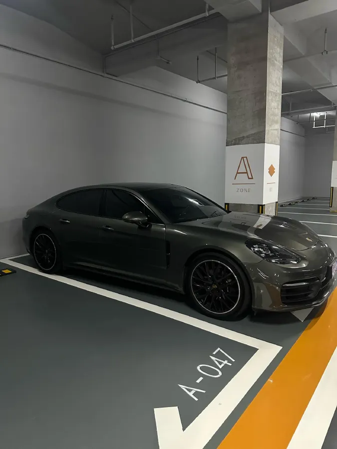 2023 Porsche Panamera 2.9T 330HP V6 8DCT,autocango,china used car exporter,china ev exporter,chinese used car exporter,chinese used ev exporter