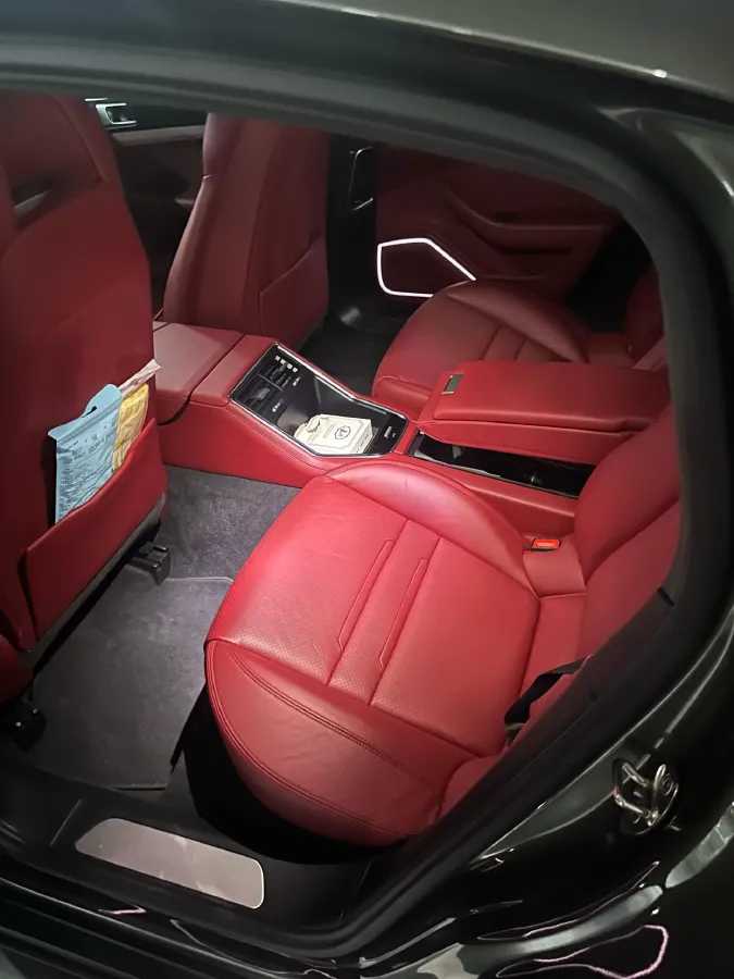 2023 Porsche Panamera 2.9T 330HP V6 8DCT,autocango,china used car exporter,china ev exporter,chinese used car exporter,chinese used ev exporter