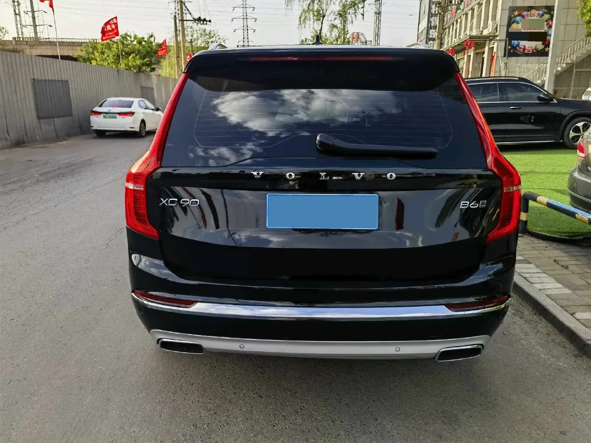 2021 Volvo XC90 2.0T 299HP L4 8AT,autocango,china used car exporter,china ev exporter,chinese used car exporter,chinese used ev exporter