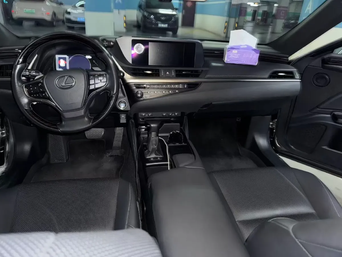 2020 Lexus ES 2.0L 173HP L4 CVT,autocango,china used car exporter,china ev exporter,chinese used car exporter,chinese used ev exporter