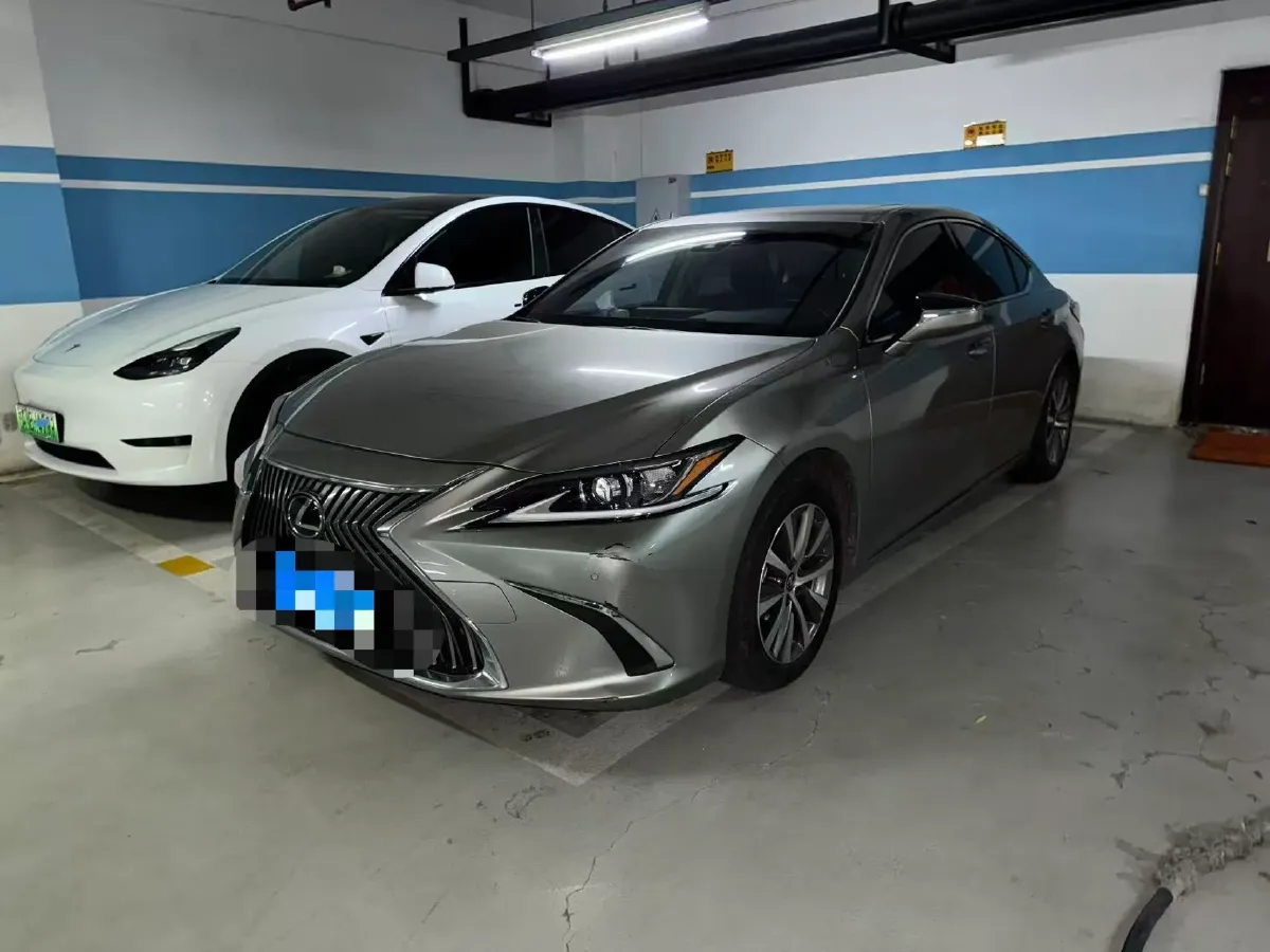 2020 Lexus ES 2.0L 173HP L4 CVT,autocango,china used car exporter,china ev exporter,chinese used car exporter,chinese used ev exporter