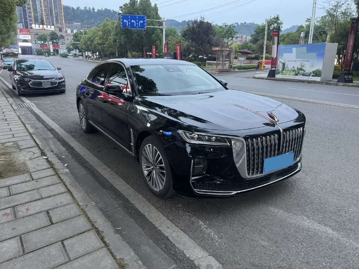 2022 HongQi H9 2.0T 252HP L4 7DCT,autocango,china used car exporter,china ev exporter,chinese used car exporter,chinese used ev exporter