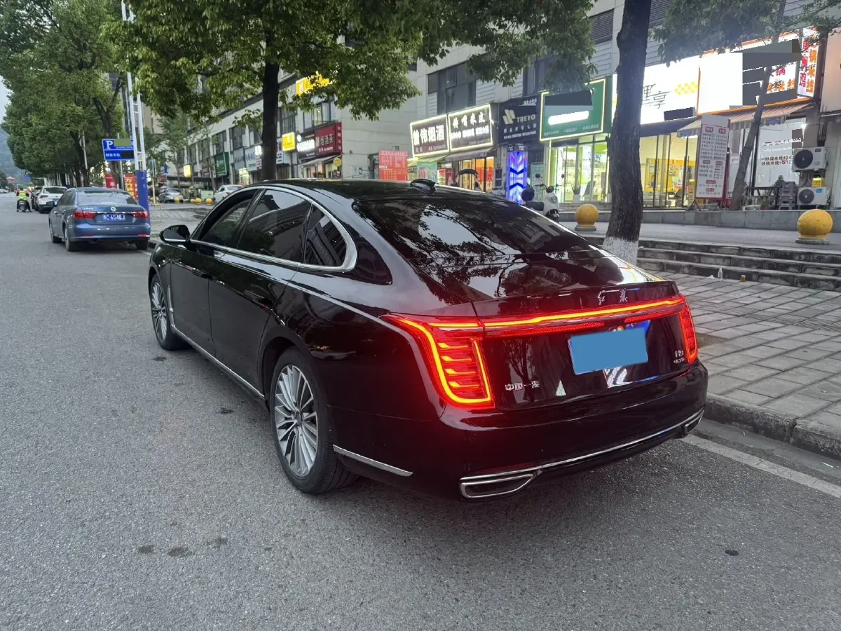 2022 HongQi H9 2.0T 252HP L4 7DCT,autocango,china used car exporter,china ev exporter,chinese used car exporter,chinese used ev exporter