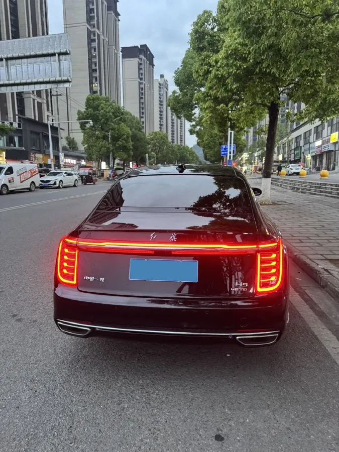 2022 HongQi H9 2.0T 252HP L4 7DCT,autocango,china used car exporter,china ev exporter,chinese used car exporter,chinese used ev exporter
