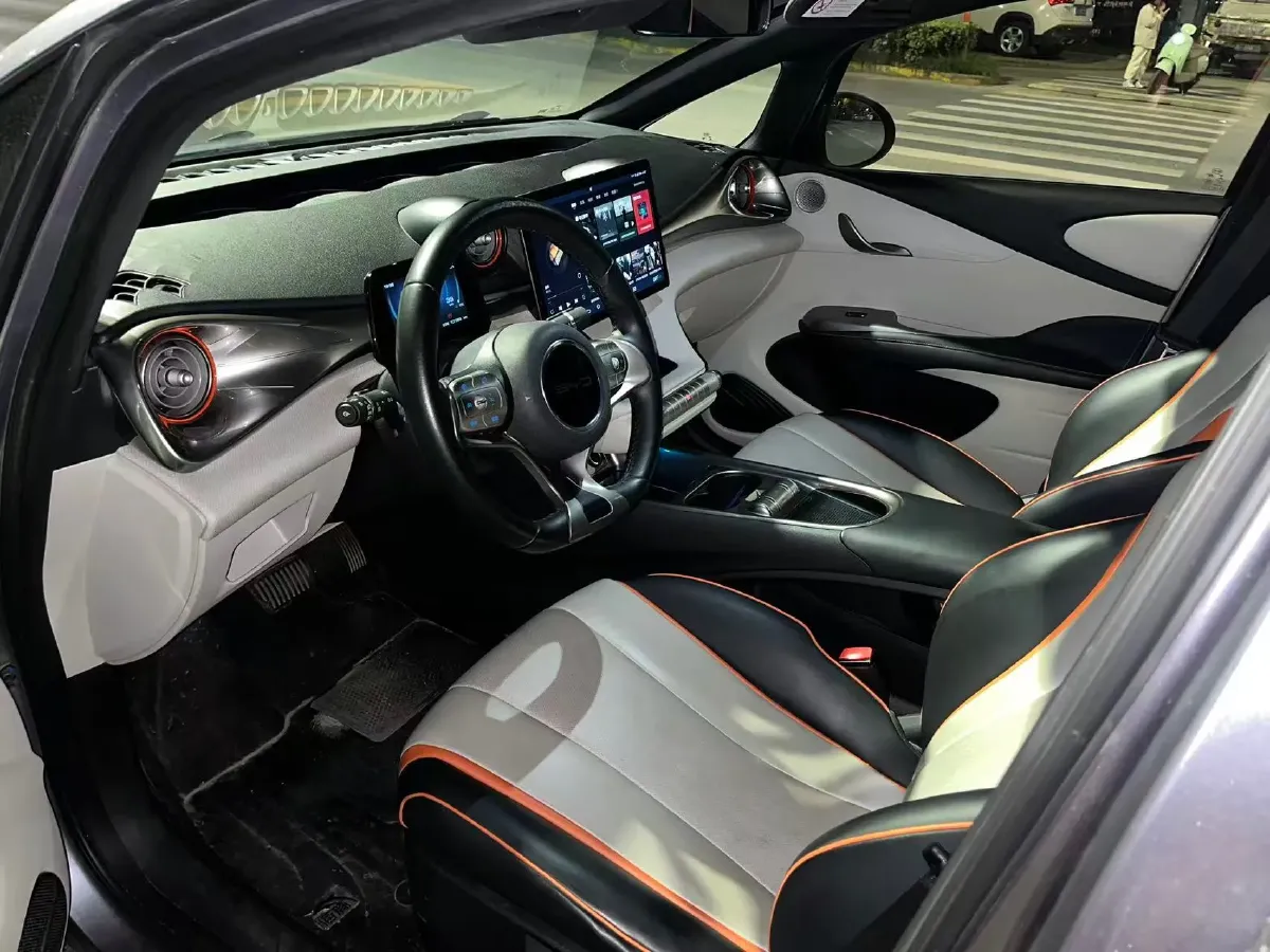 2021 Ford Escort 1.5L 122HP L3 6AT,autocango,china used car exporter,china ev exporter,chinese used car exporter,chinese used ev exporter