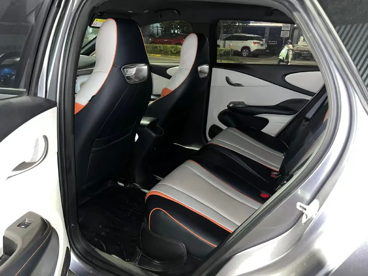 2021 Ford Escort 1.5L 122HP L3 6AT,autocango,china used car exporter,china ev exporter,chinese used car exporter,chinese used ev exporter