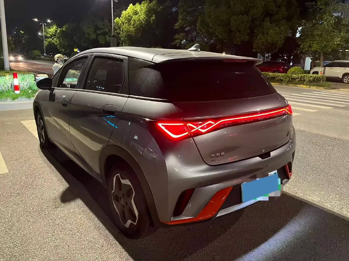 2021 Ford Escort 1.5L 122HP L3 6AT,autocango,china used car exporter,china ev exporter,chinese used car exporter,chinese used ev exporter