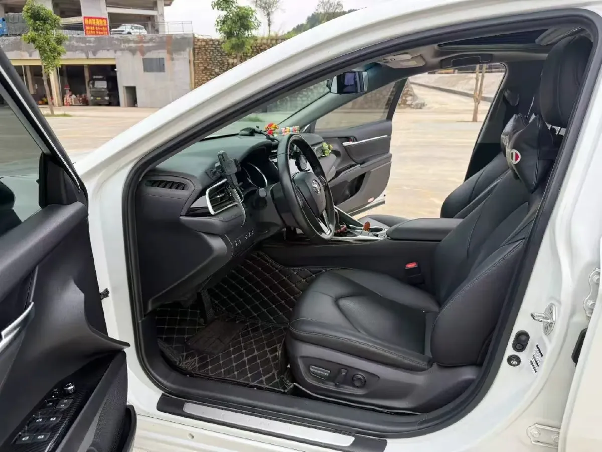 2019 Toyota Camry 2.0L 178HP L4 CVT,autocango,china used car exporter,china ev exporter,chinese used car exporter,chinese used ev exporter