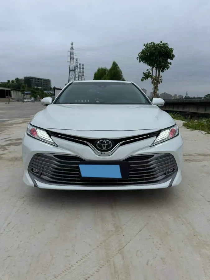 2019 Toyota Camry 2.0L 178HP L4 CVT,autocango,china used car exporter,china ev exporter,chinese used car exporter,chinese used ev exporter