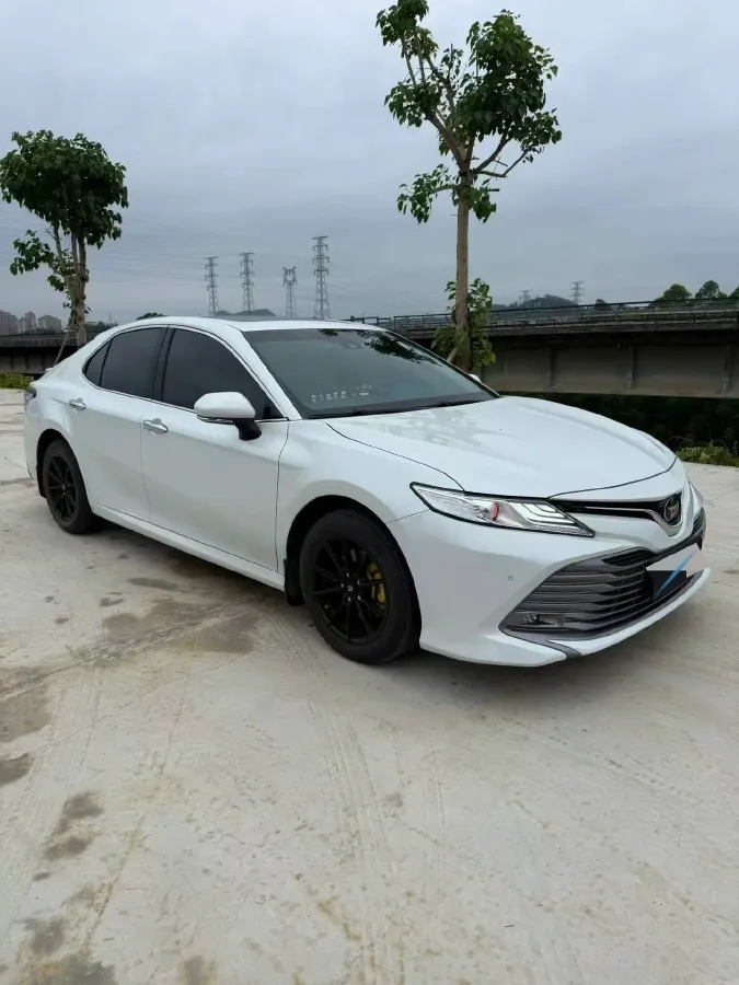 2019 Toyota Camry 2.0L 178HP L4 CVT,autocango,china used car exporter,china ev exporter,chinese used car exporter,chinese used ev exporter