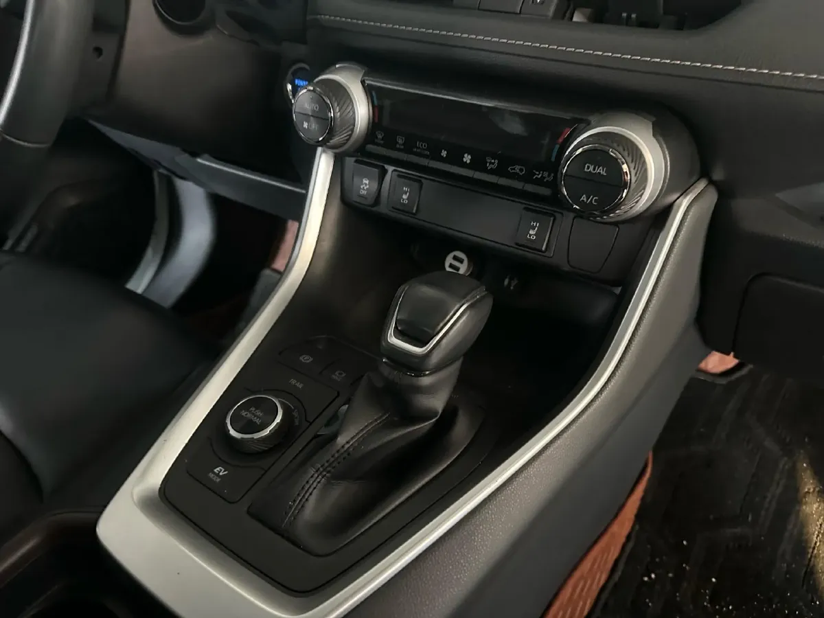 2020 Toyota RAV4 2.5L 178HP L4 E-CVT Hybrid,autocango,china used car exporter,china ev exporter,chinese used car exporter,chinese used ev exporter