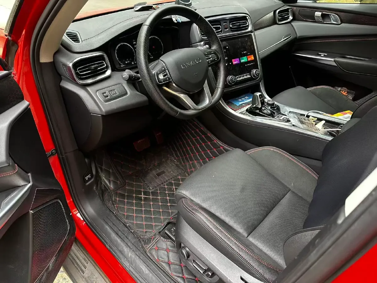 2019 LYNK&CO 01 2.0T 190HP L4 7DCT,autocango,china used car exporter,china ev exporter,chinese used car exporter,chinese used ev exporter