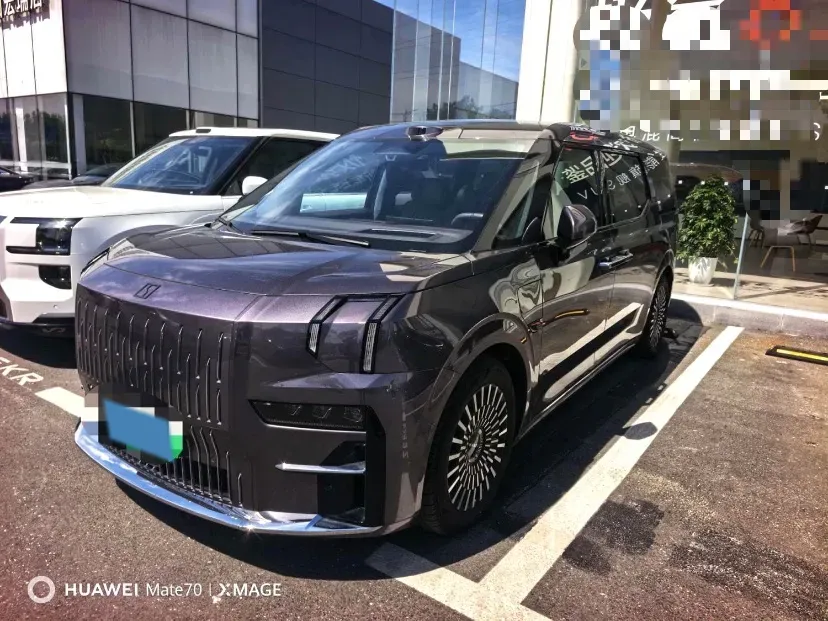 2024 Zeekr 009 BEV 108KWH,autocango,china used car exporter,china ev exporter,chinese used car exporter,chinese used ev exporter