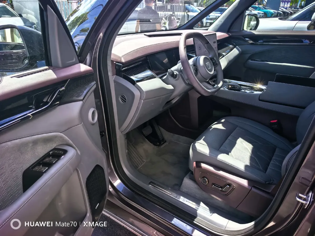 2024 Zeekr 009 BEV 108KWH,autocango,china used car exporter,china ev exporter,chinese used car exporter,chinese used ev exporter