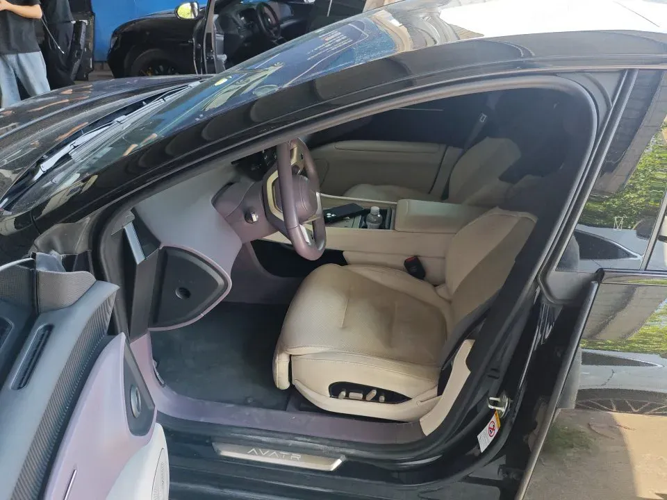 2024 Avatr 12 BEV 94.5KWH,autocango,china used car exporter,china ev exporter,chinese used car exporter,chinese used ev exporter