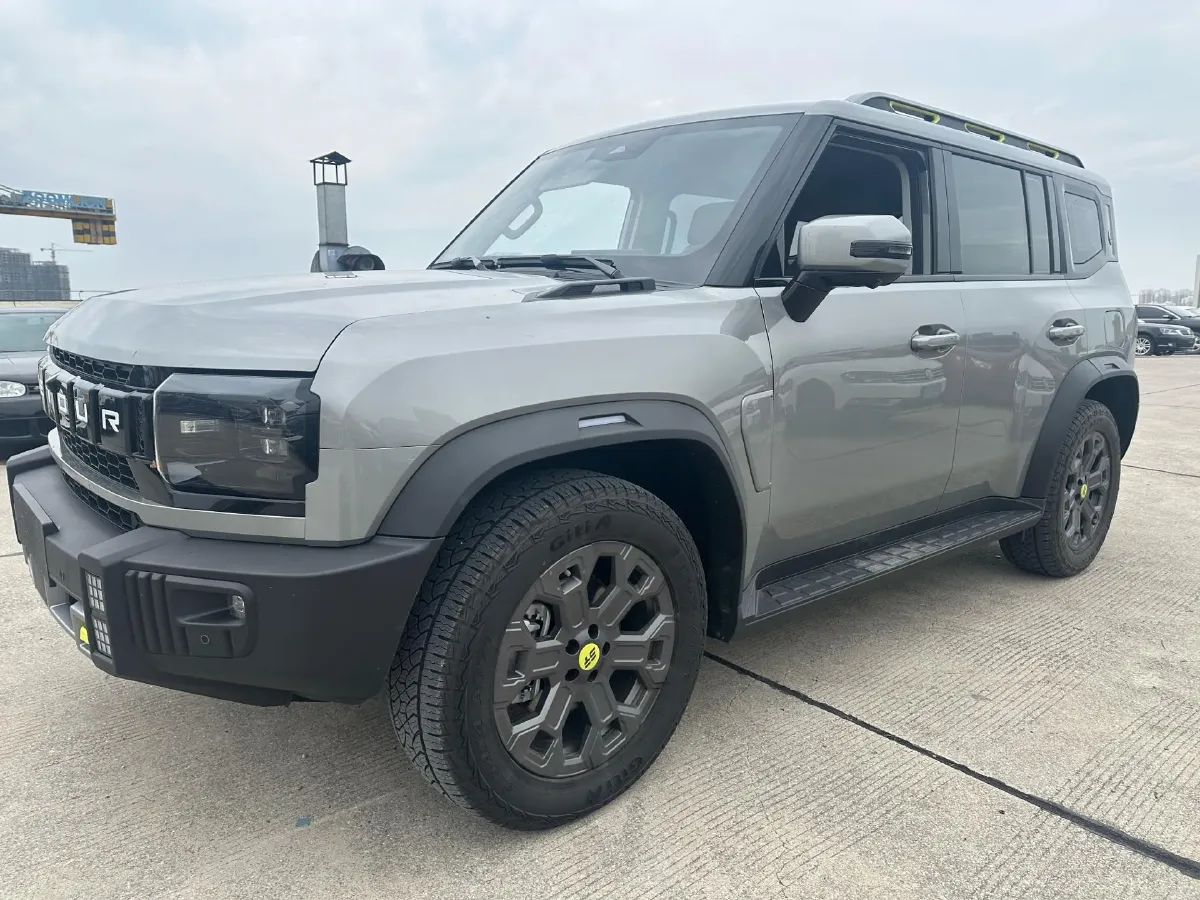 2024 Jetour ShanHai TravellerC-DM 1.5T 156HP L4 3DHT PHEV 43.24KWH,autocango,china used car exporter,china ev exporter,chinese used car exporter,chinese used ev exporter