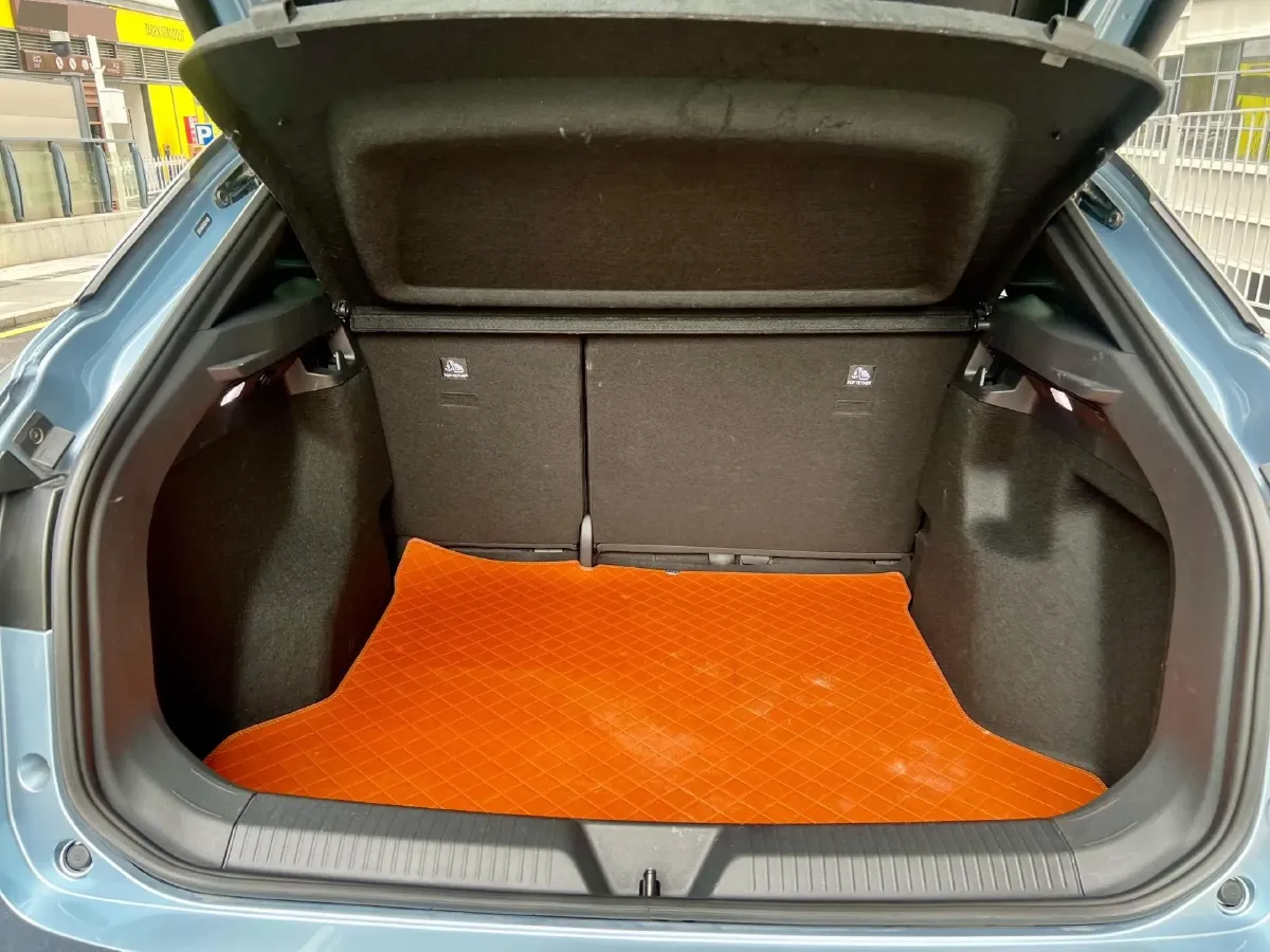 2025 Volkswagen ID.4 X BEV 52.8KWH,autocango,china used car exporter,china ev exporter,chinese used car exporter,chinese used ev exporter
