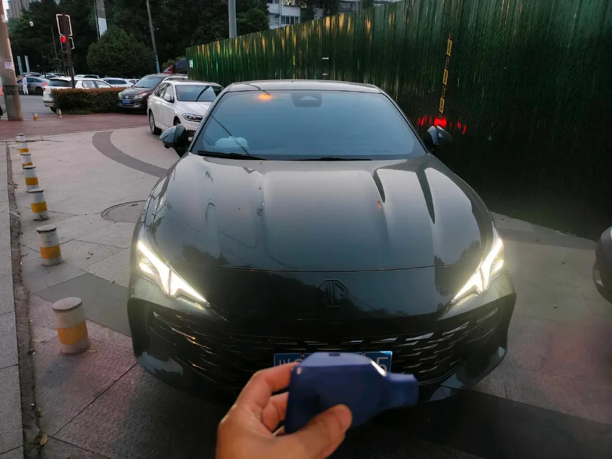 2023 MG 7 1.5T 188HP L4 7DCT,autocango,china used car exporter,china ev exporter,chinese used car exporter,chinese used ev exporter