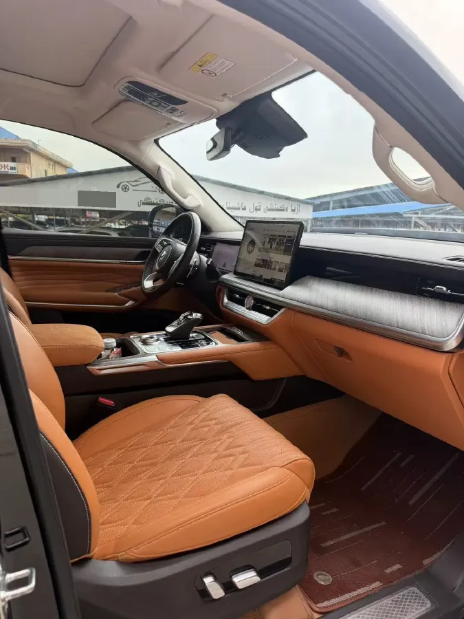 2023 Tank 500 2.0T 252HP L4 9AT PHEV 37.1KWH,autocango,china used car exporter,china ev exporter,chinese used car exporter,chinese used ev exporter