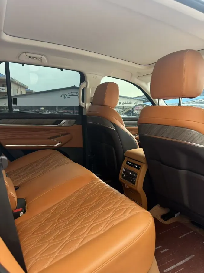 2023 Tank 500 2.0T 252HP L4 9AT PHEV 37.1KWH,autocango,china used car exporter,china ev exporter,chinese used car exporter,chinese used ev exporter