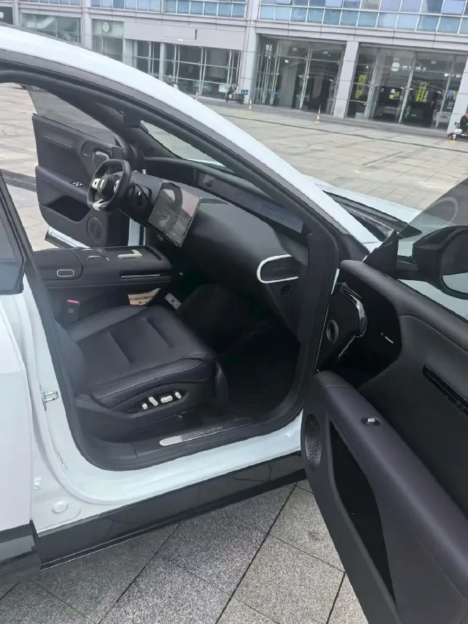 2024 Avatr 07 BEV 82.16KWH,autocango,china used car exporter,china ev exporter,chinese used car exporter,chinese used ev exporter