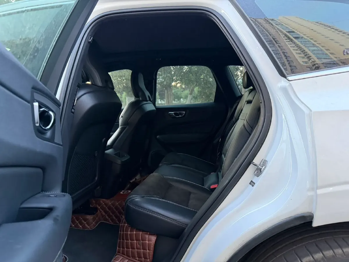 2019 Jeep Wrangler 2.0T 266HP L4 8AT,autocango,china used car exporter,china ev exporter,chinese used car exporter,chinese used ev exporter